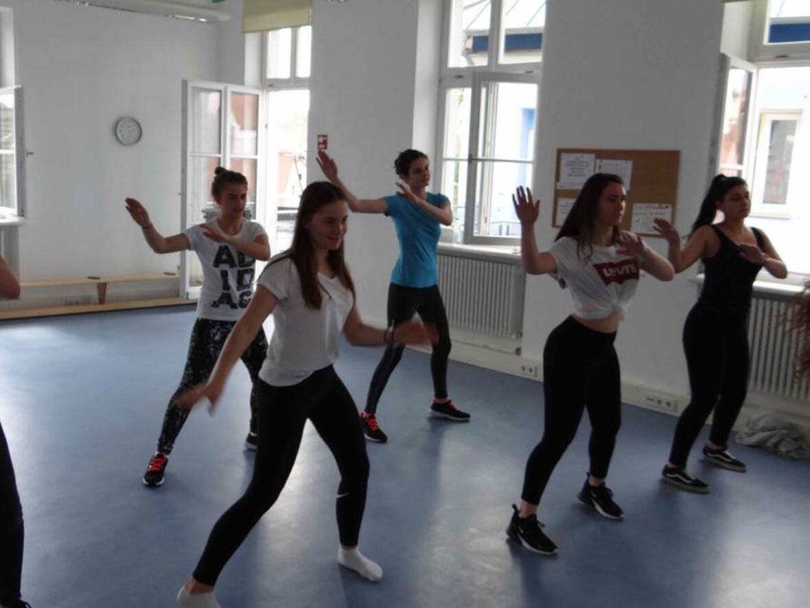 vhs-zumba